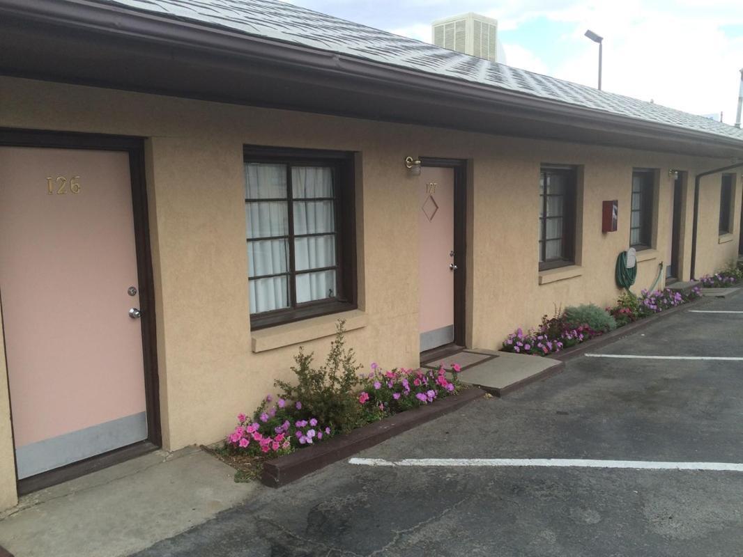 Cody Motel Rock Springs Bagian luar foto