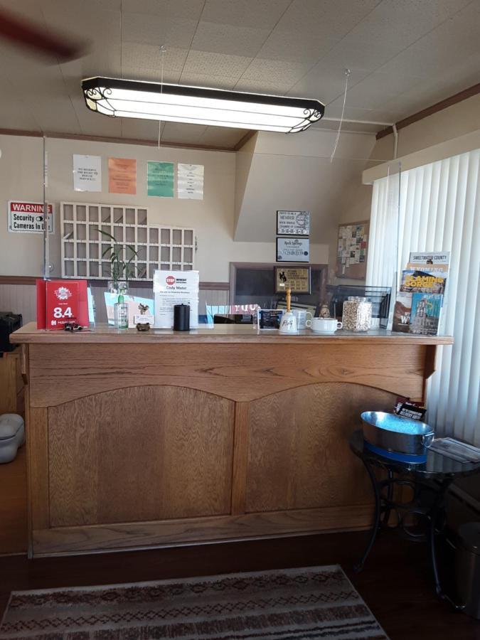 Cody Motel Rock Springs Bagian luar foto